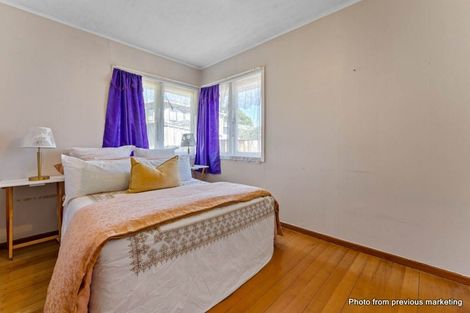 Photo of property in 4 Duncan Avenue, Te Atatu South, Auckland, 0610