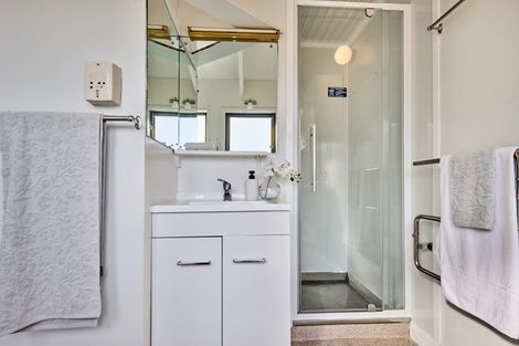 Photo of property in 6 Trent Street, Island Bay, Wellington, 6023