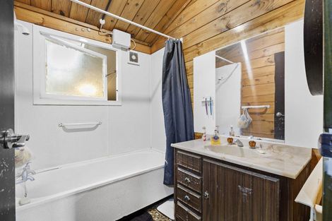 Photo of property in 56 Kaimanawa Street, Kelvin Grove, Palmerston North, 4414