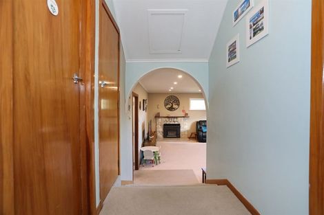 Photo of property in 25 Levin Street, Halcombe, Feilding, 4779
