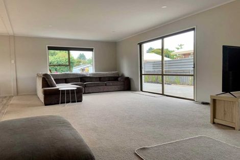 Photo of property in 317 Shakespeare Street, Leamington, Cambridge, 3432