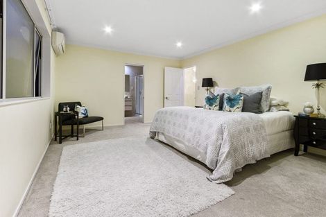 Photo of property in 9 Carex Way, Long Bay, Auckland, 0630