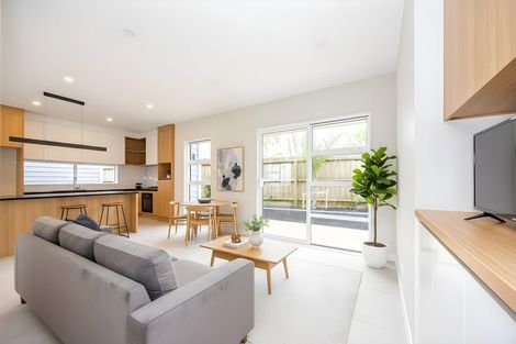 Photo of property in 34d Hellyers Street, Birkdale, Auckland, 0626