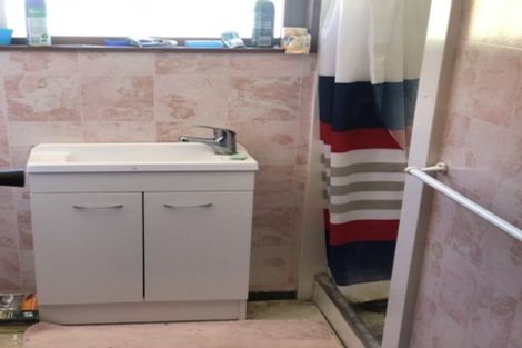 Photo of property in 33b Cleary Street, Waterloo, Lower Hutt, 5011