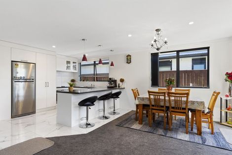 Photo of property in 101 Coast Boulevard, Papamoa Beach, Papamoa, 3118