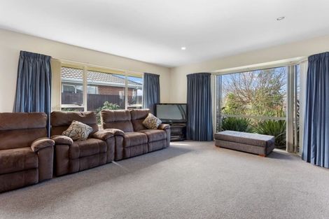 Photo of property in 17 Pearce Place, Kaiapoi, 7630