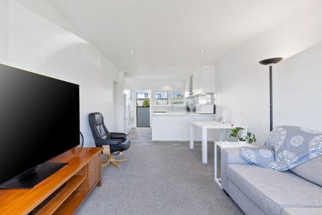 Photo of property in 1/3 Stanley Avenue, Milford, Auckland, 0620