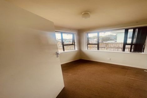 Photo of property in 1/56 Hayr Road, Three Kings, Auckland, 1042