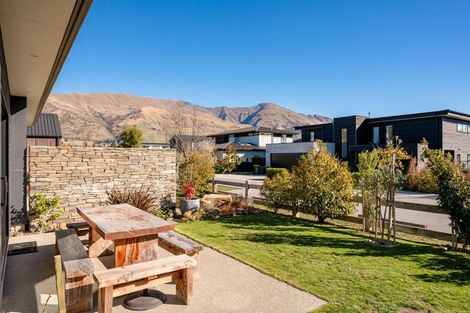 Photo of property in 45 Tenby Street, Wanaka, 9305