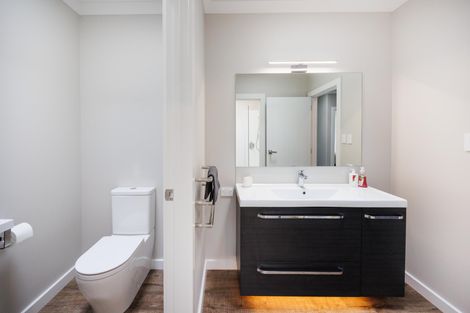 Photo of property in 10 Coutts Way, Fitzherbert, Palmerston North, 4410