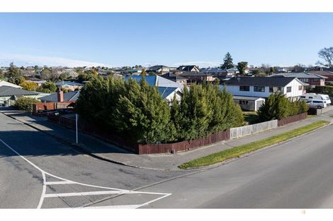 Photo of property in 1 Clifton Terrace, West End, Timaru, 7910