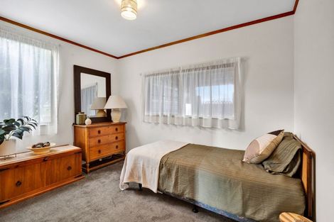 Photo of property in 20 Heaphy Street, Westown, New Plymouth, 4310