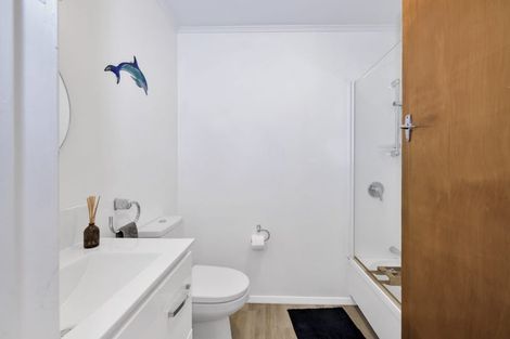 Photo of property in 46 Kaitawa Crescent, Paraparaumu, 5032