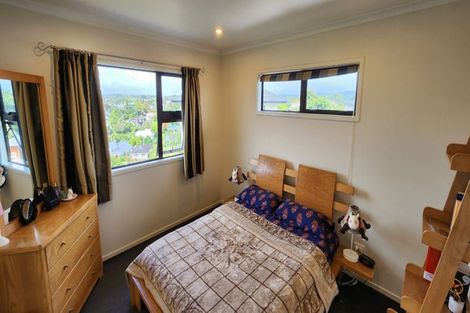 Photo of property in 12 Lemont Place, Westown, New Plymouth, 4310