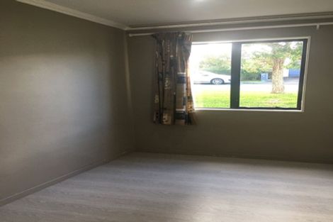 Photo of property in 3 Coventry Way, Long Bay, Auckland, 0630