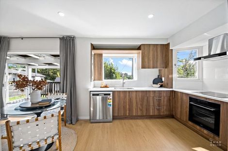 Photo of property in 131 Rosier Road, Glen Eden, Auckland, 0602