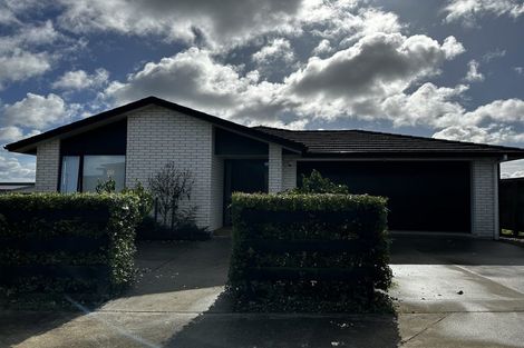 Photo of property in 1 Okoreka Road, Glenbrook, 2681
