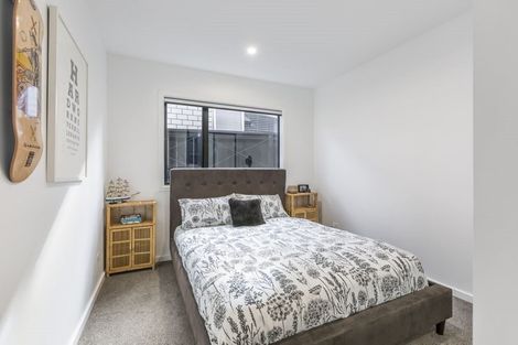 Photo of property in 3 Hampton Mews, Snells Beach, 0920