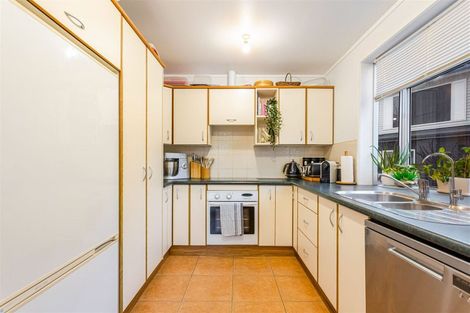 Photo of property in 8 Sari Place, Massey, Auckland, 0614