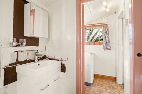 Photo of property in 58 Shag Point Road, Shag Point, Palmerston, 9482