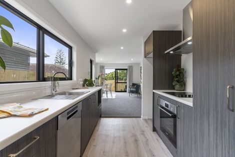 Photo of property in 24a Hayman Place, Beach Haven, Auckland, 0626