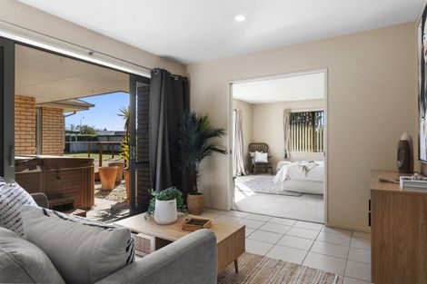 Photo of property in 2 Boulez Mews, Rolleston, 7614