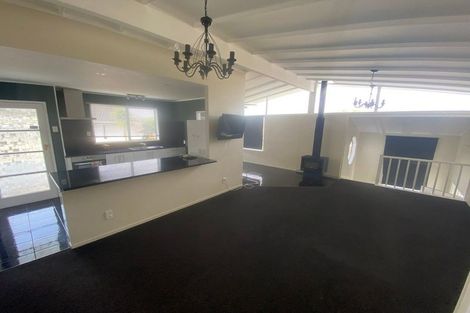 Photo of property in 63 Rosewarne Crescent, Glendene, Auckland, 0602