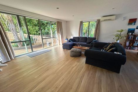 Photo of property in 13b Miriam Corban Heights, Henderson, Auckland, 0612