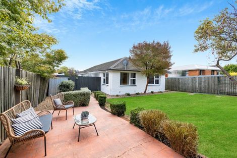 Photo of property in 2/84 Roberta Drive, Somerfield, Christchurch, 8024