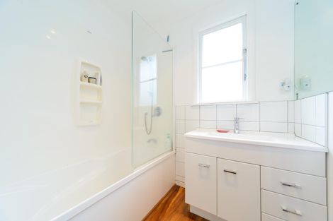 Photo of property in 2 Ascot Street, Hokowhitu, Palmerston North, 4410