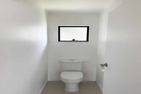 Photo of property in 3a Lyn Grove, Papamoa Beach, Papamoa, 3118