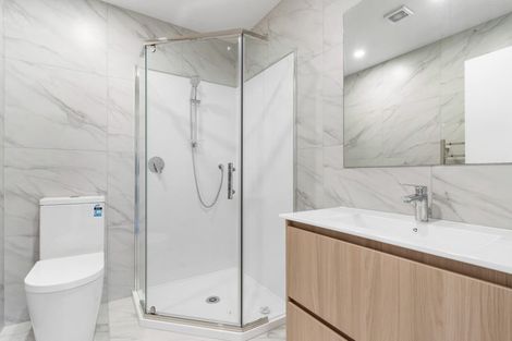 Photo of property in 6/10 Orchid Place, Te Atatu South, Auckland, 0610