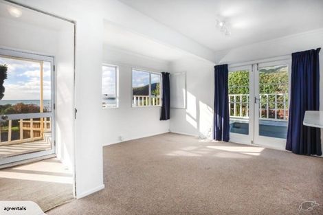 Photo of property in 25 Ocean Parade, Pukerua Bay, 5026