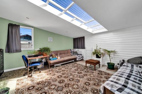 Photo of property in 32 Grey Street, Normanby, Hawera, 4614