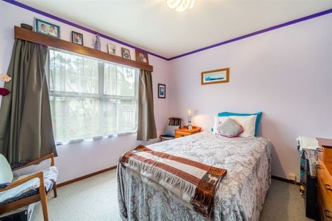 Photo of property in 2/18 Mannering Place, Hillcrest, Auckland, 0627