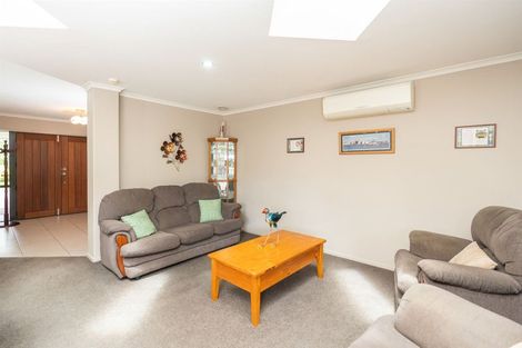 Photo of property in 5 Darjon Drive, Huntington, Hamilton, 3210