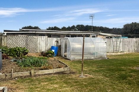 Photo of property in 37 Ruanui Street, Himatangi Beach, Foxton, 4891