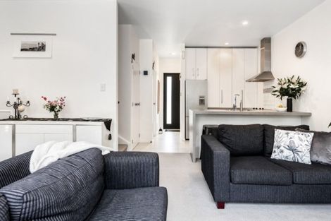 Photo of property in 12/11 The Avenue, Albany, Auckland, 0632