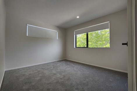 Photo of property in 4d Orinda Close, Botany Downs, Auckland, 2010