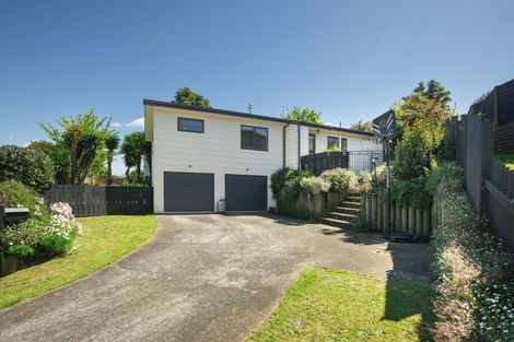 Photo of property in 18 Dunton Drive, Welcome Bay, Tauranga, 3112