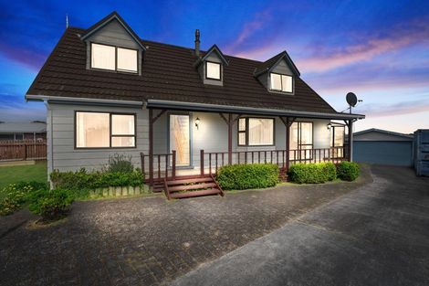 Photo of property in 13 Ponderosa Place, Opunake, 4616