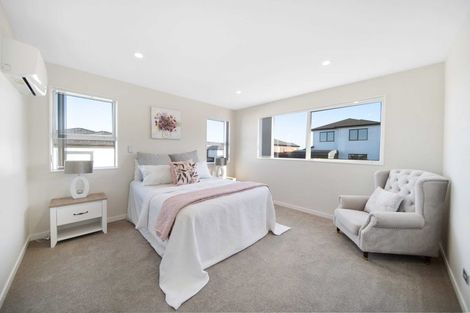 Photo of property in 14 Frazen Avenue, Papakura, 2110