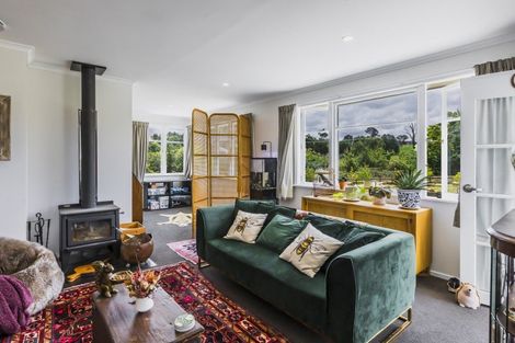 Photo of property in 11 Tiffen Lane, Waipawa, 4210