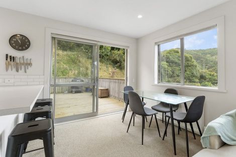 Photo of property in 10a Rarangi Way, Owhiro Bay, Wellington, 6023