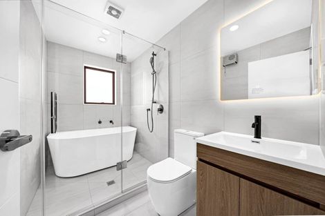 Photo of property in 49 Maungakaraka Road, Karaka, 2580