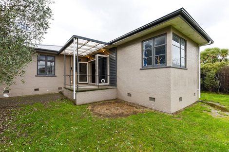 Photo of property in 16 Ihle Street, Terrace End, Palmerston North, 4410