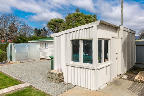 Photo of property in 15 Edward Street, Waimate, 7924