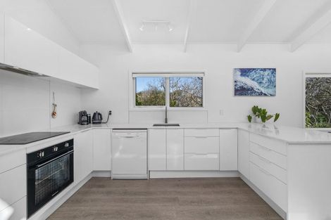 Photo of property in 12 Margaret Avenue, Havelock North, 4130