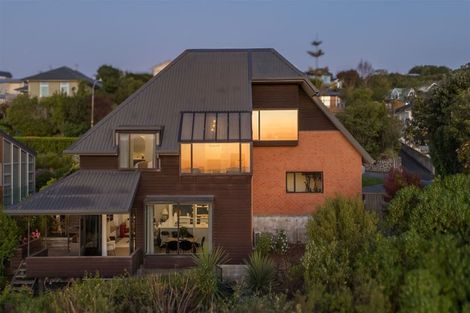 Photo of property in 28 Westenra Terrace, Cashmere, Christchurch, 8022