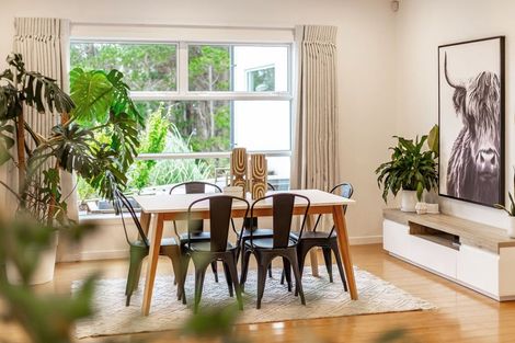 Photo of property in 32 Pacific View, Whitby, Porirua, 5024